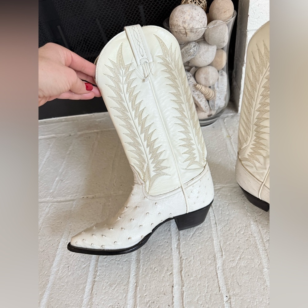 Tony Lama "Winter White" Full Quill Ostrich 6.5 M Women’s Bone Boots - Picture 5 of 11